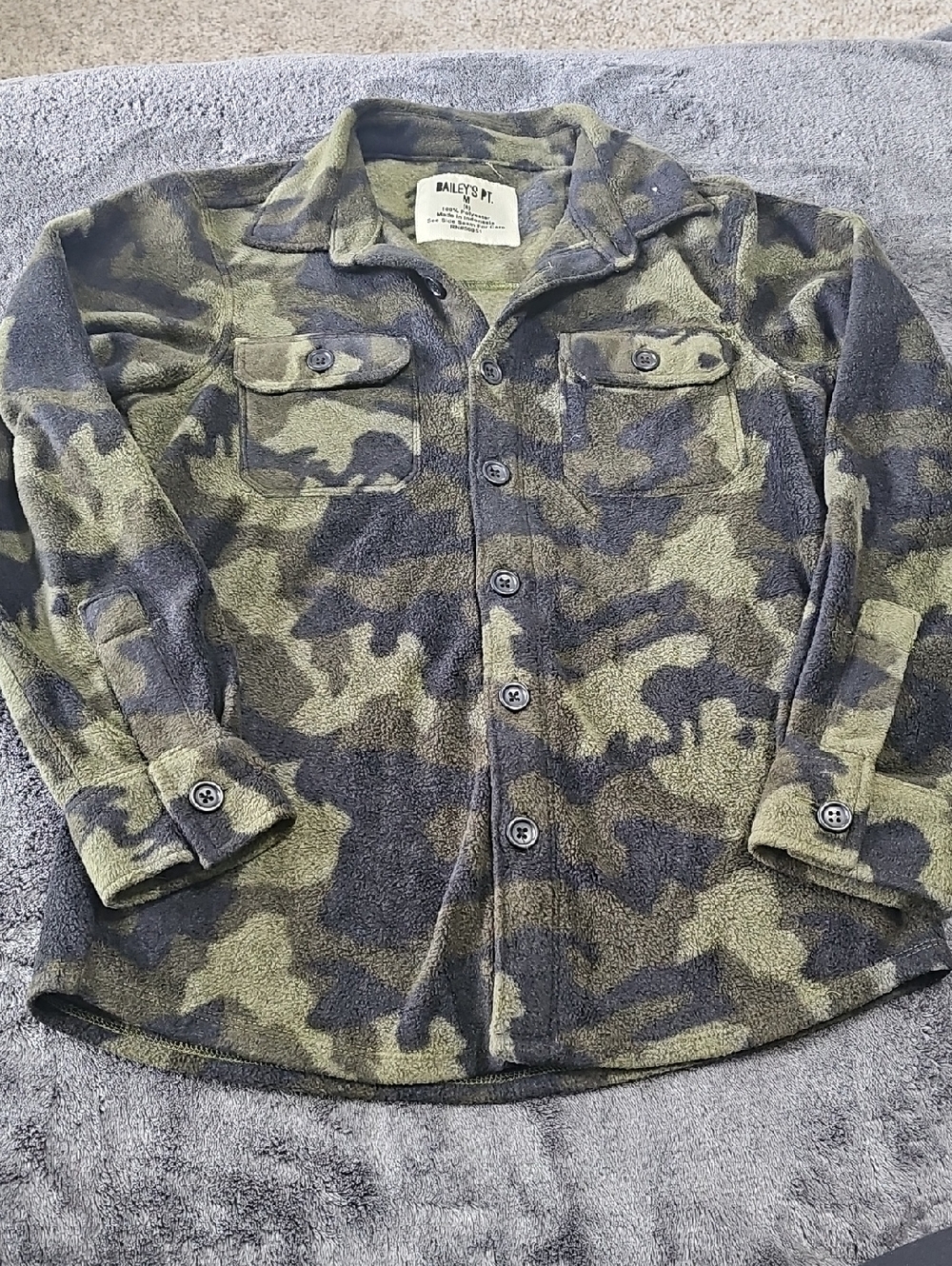 Bailey's Point Olive Green & Black Camo Button-Up Shirt Jacket